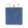 Donkerblauw